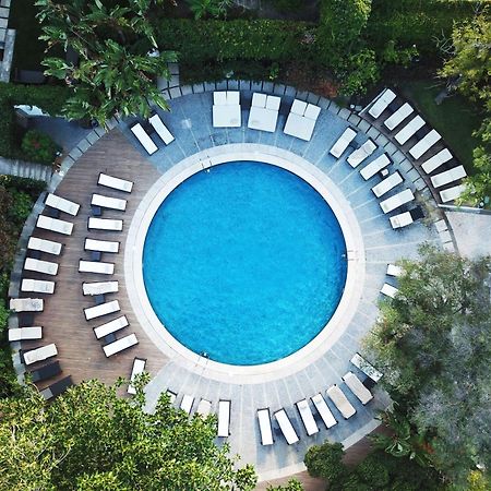 Tivoli Avenida Liberdade Lisboa - A Leading Hotel Of The World Exterior foto Aerial view of the pool